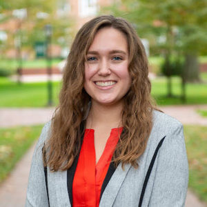 Meet your Posher, Alicia